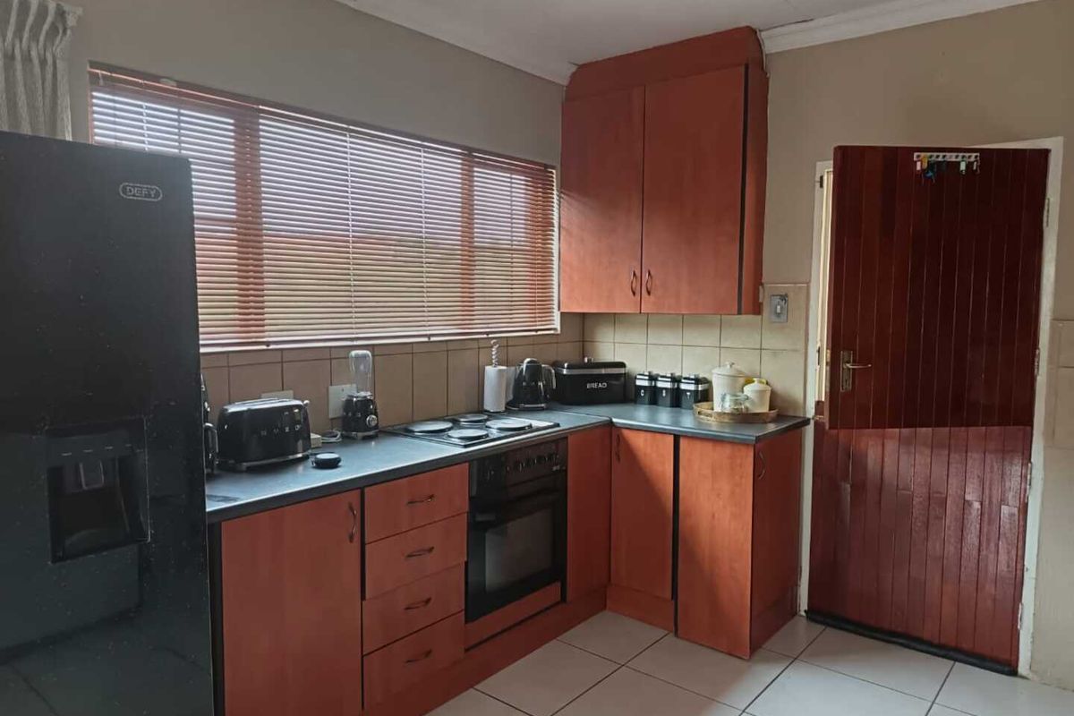 3 Bedroom Home for sale in Tuscany Villas, Vaaloewer -Near the River - Photo 3