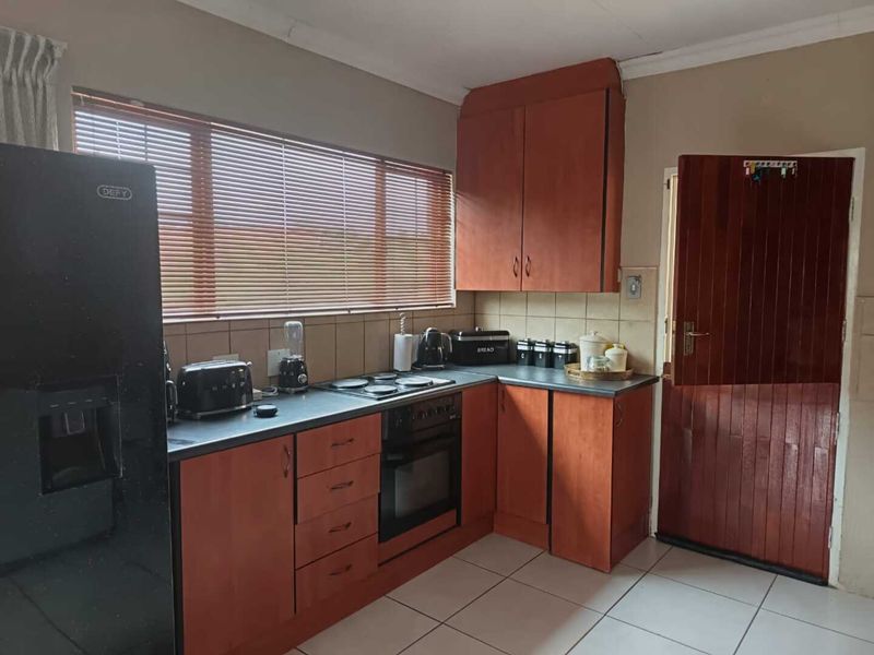 3 Bedroom Home for sale in Tuscany Villas, Vaaloewer -Near the River - Photo 3