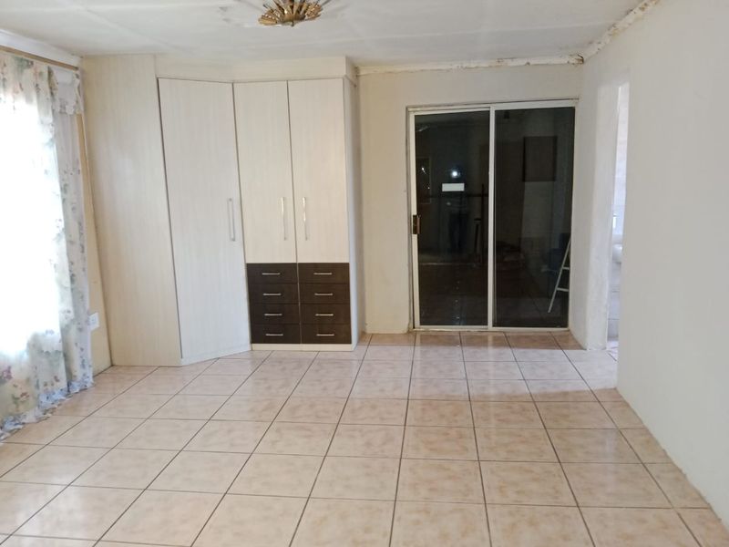 3 Bedroom Home to Rent – Sebokeng Zone 10 - Photo 6