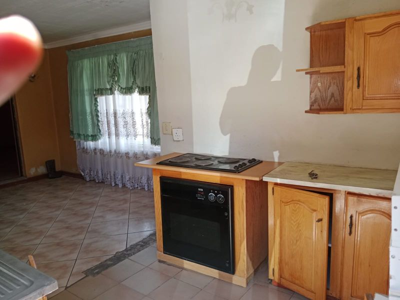3 Bedroom Home to Rent – Sebokeng Zone 10 - Photo 4