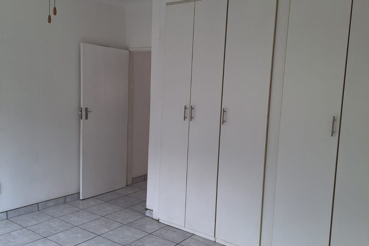 TO RENT | Cozy Garden Cottage in Arcon Park - Photo 4