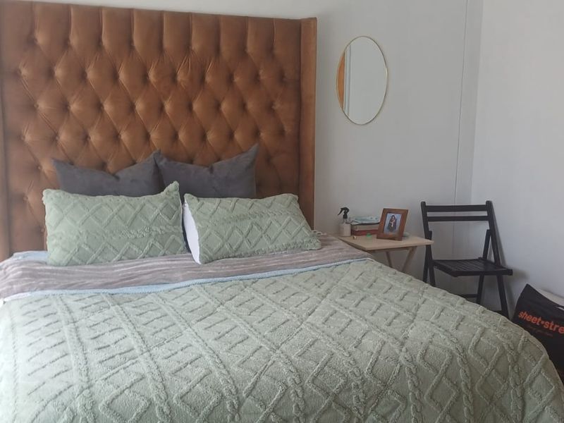 2 Bedroom flat for sale - Photo 4