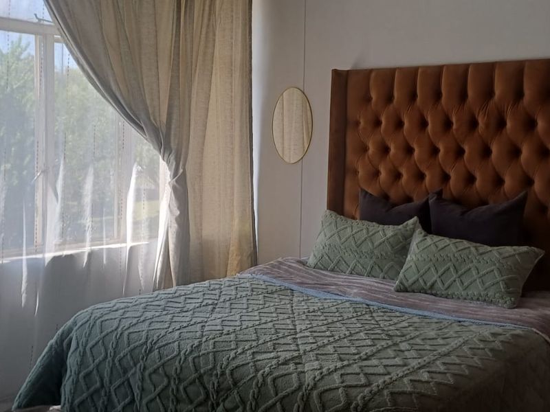 2 Bedroom flat for sale - Photo 6