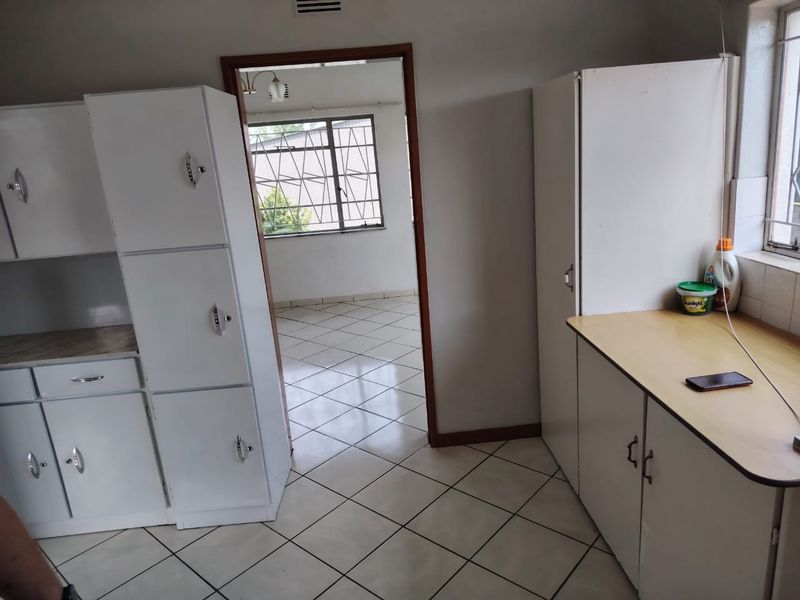 Charming 2 Bedroom Home To Let – Vaal Power Holdings - Photo 5