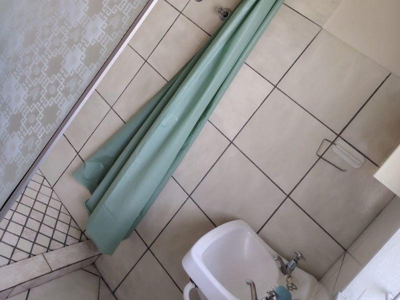 Charming 2 Bedroom Home To Let – Vaal Power Holdings - Photo 3