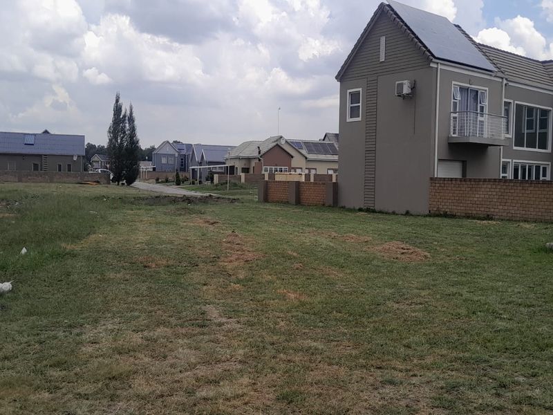 Build Your Dream Home in Riverspray Lifestyle Estate - Photo 2