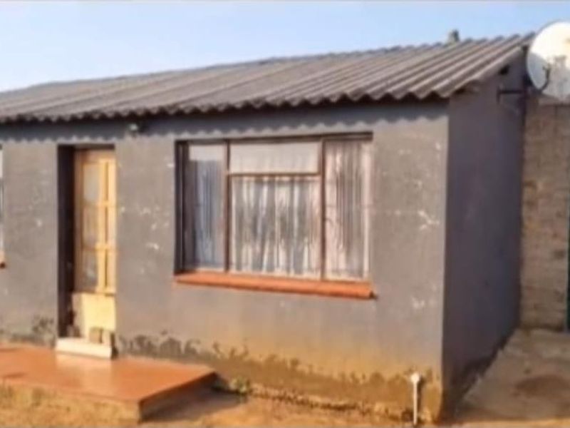 Affordable 2-Bedroom Home - Photo 1