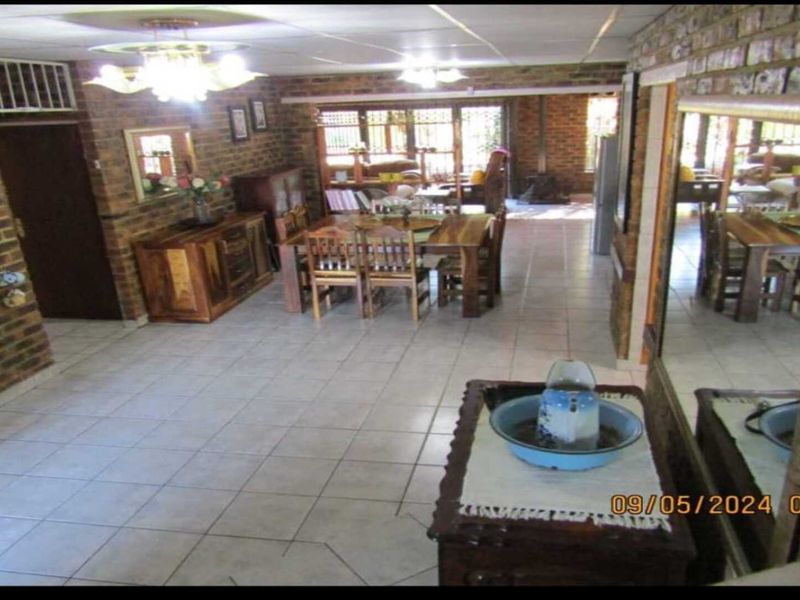 Beautiful 3 Bedroom Waterfront Home – Perfect for Everyday Living or a Relaxing Weekend Escape - Photo 7