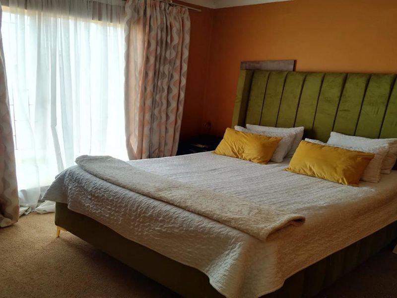 Space & Comfort Property - Photo 3