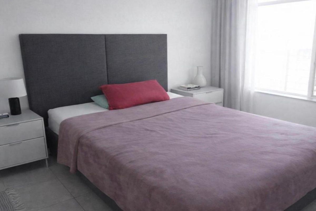 Modern 2-Bedroom Flat for Sale in CW3 - Photo 2