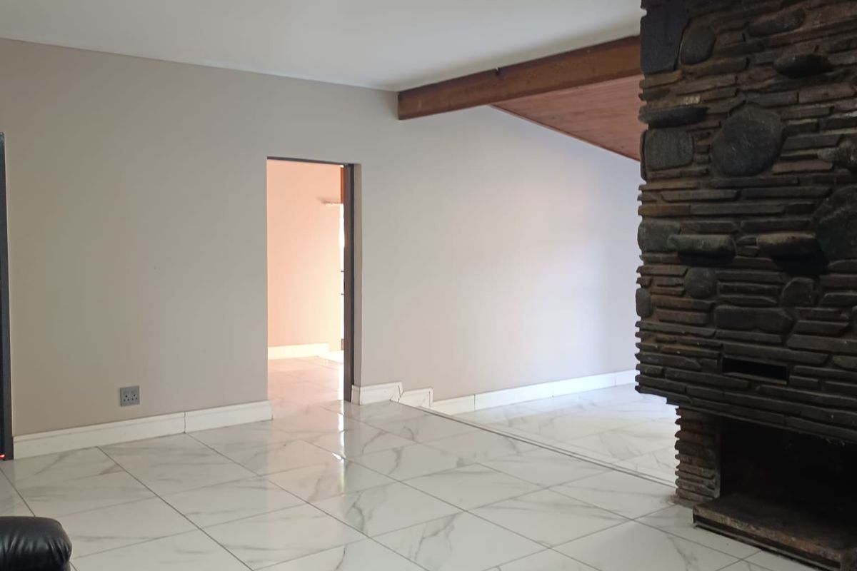 🏡 **JUST LISTED – Spacious Commune for Sale!** 🏡 - Photo 5