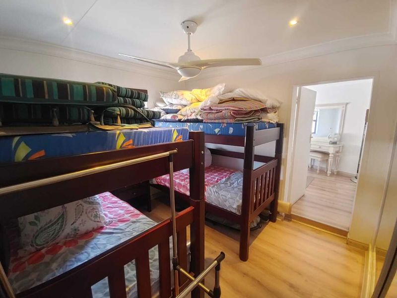 Riverfront Living at Its Best – Fully Furnished 3-Bedroom Gem in Secure Riviera Villa - Photo 7