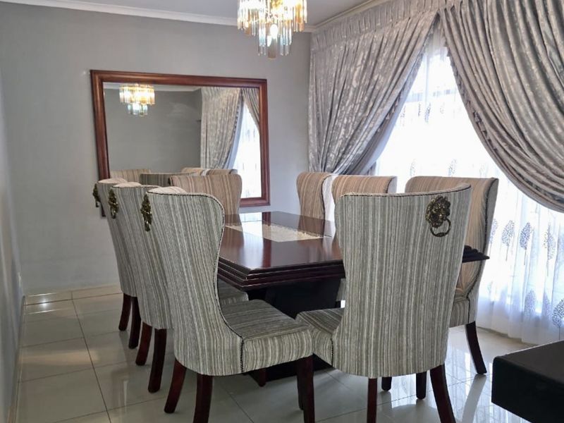 House to raise young family - Photo 7
