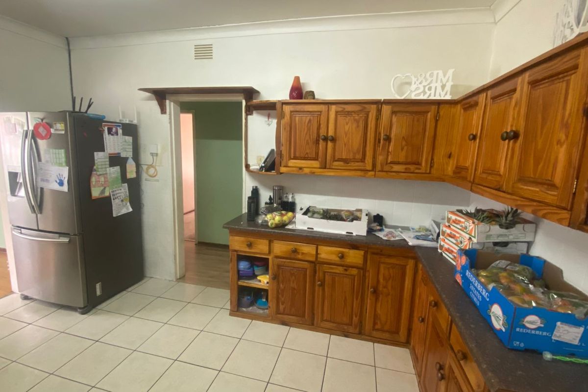 Spacious Family house for sale - Photo 2