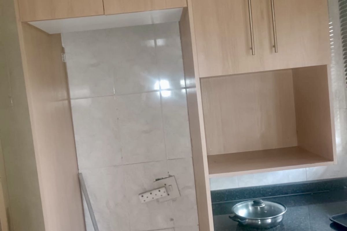 House with rental opportunity - Photo 5