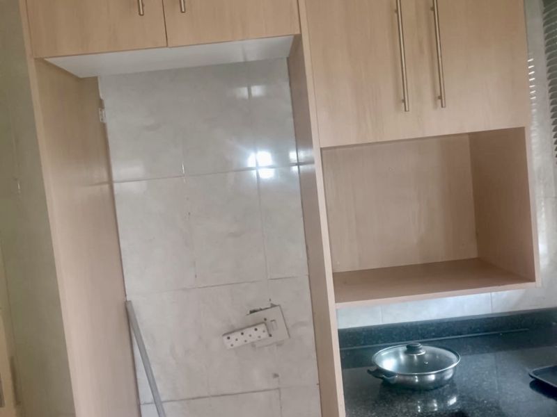 House with rental opportunity - Photo 5