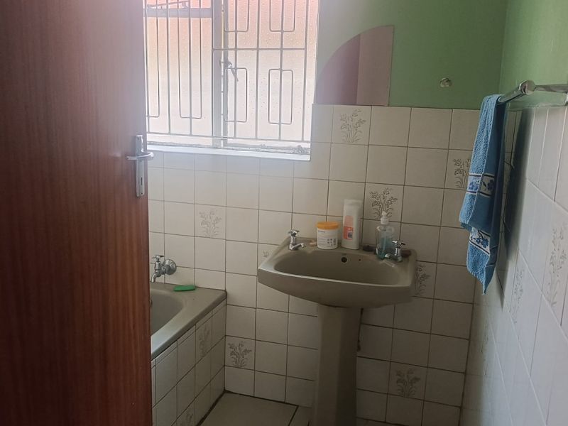 🏡 Property To Rent in Zamdela! - Photo 9