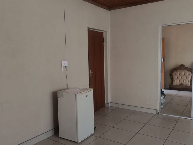 🏡 Property To Rent in Zamdela! - Photo 7