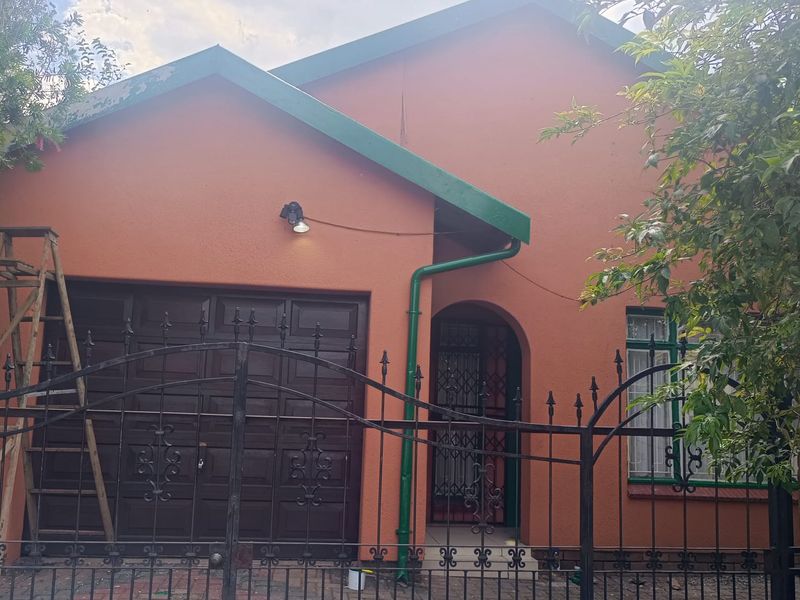 🏡 Property To Rent in Zamdela! - Photo 1