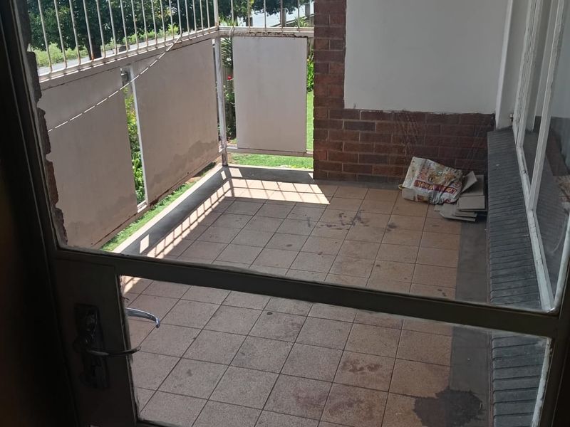 2-Bedroom Apartment for Sale in CW3 – Ideal for Students or Private Living - Photo 8