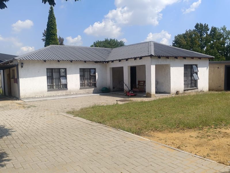 3 bedroom house for rent - Photo 1