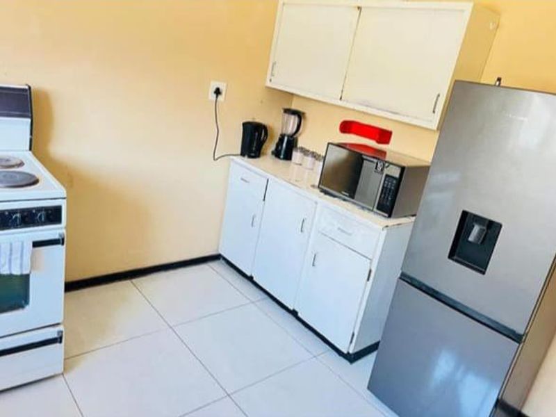 2 Bedroom flat for sale - Photo 7