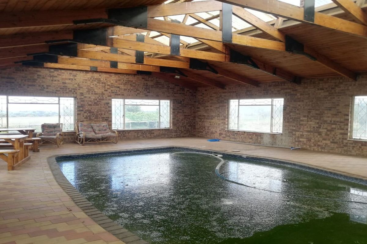 Spacious Farm for Sale – Endless Potential - Photo 5