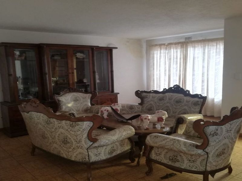 Spacious Farm for Sale – Endless Potential - Photo 6