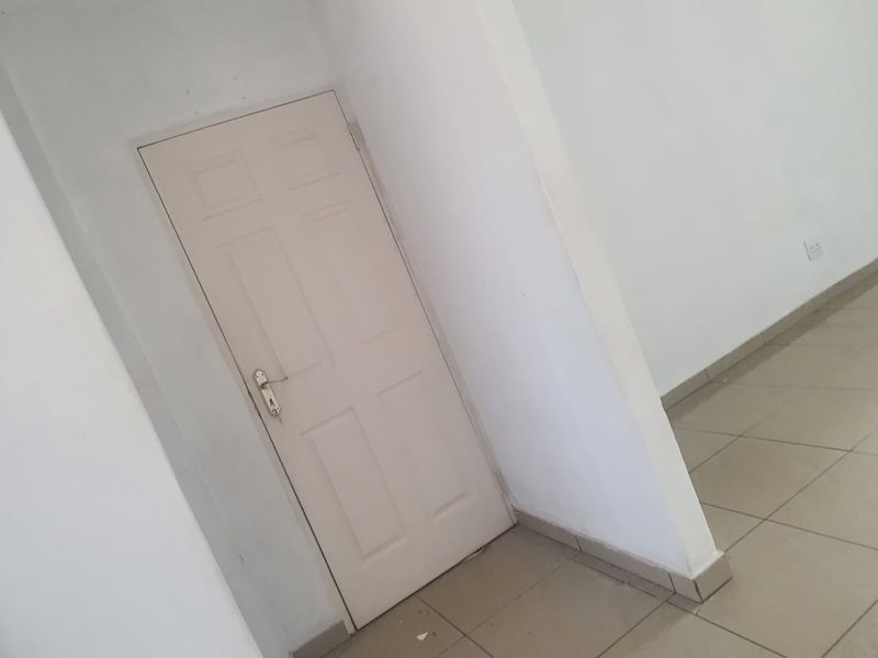 Spacious 3-Bedroom Home to Rent in Arcon Park, Vereeniging - Photo 9