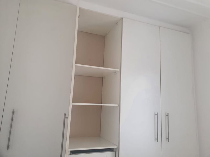 Spacious 3-Bedroom Home to Rent in Arcon Park, Vereeniging - Photo 5