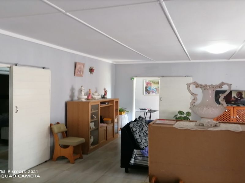 Charming 2-bedroom house with a neat garden, perfect for families or professionals! 🌟 - Photo 8