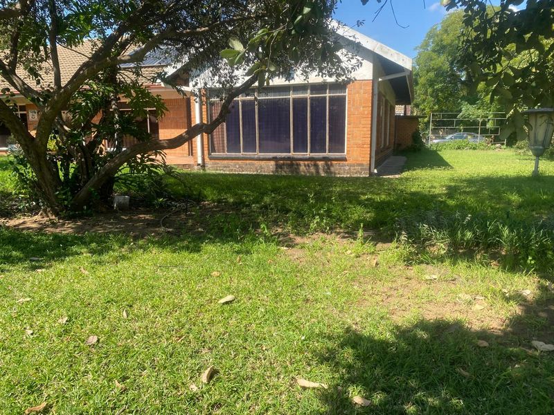 Spacious family home for sale - Photo 3