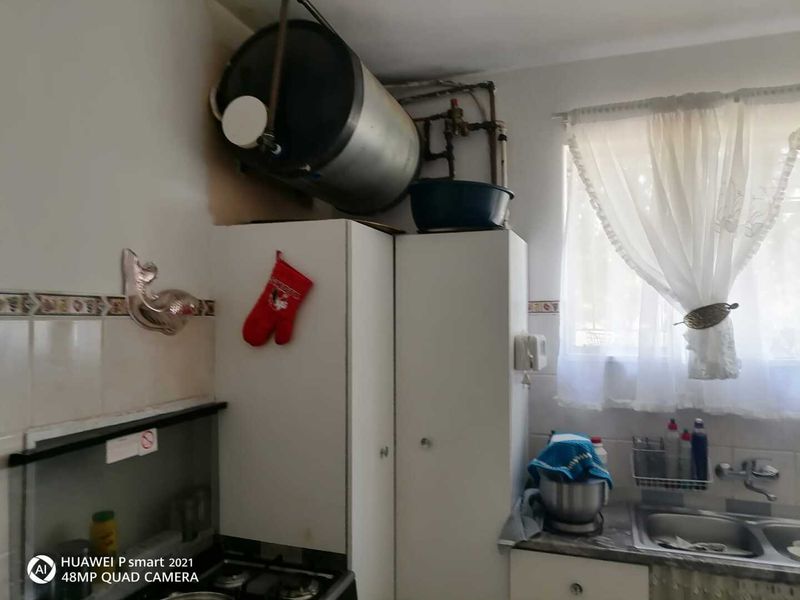 Stylish Kitchen with Gas Stove – Save on Electricity - Photo 7
