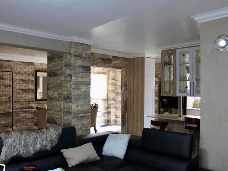 Modern 4-Bedroom Double-Storey Home in a Thriving Up-and-Coming Area - Photo 5