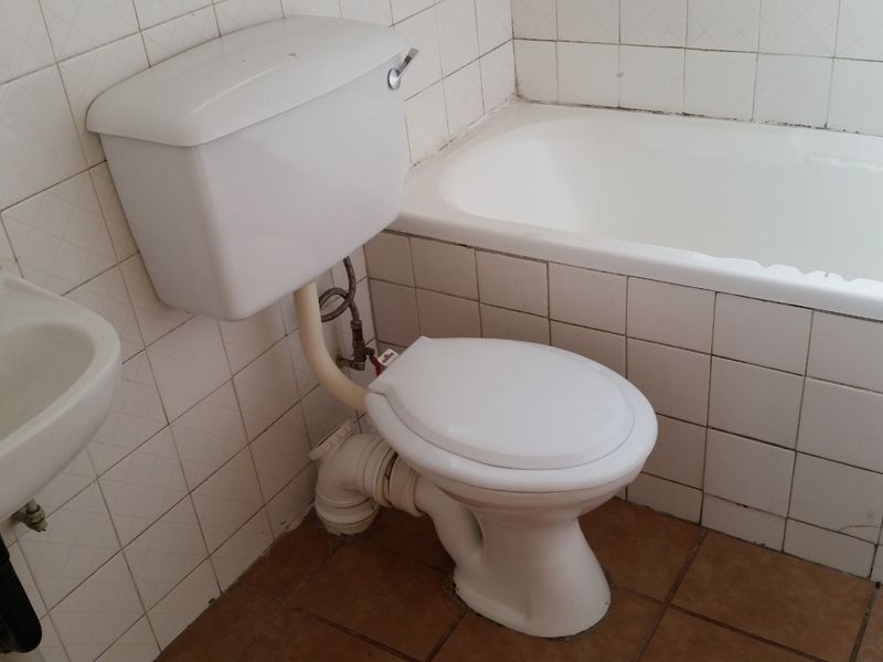 Bachelor’s Flat in the Heart of Vereeniging CBD – Perfect for Urban Living - Photo 3