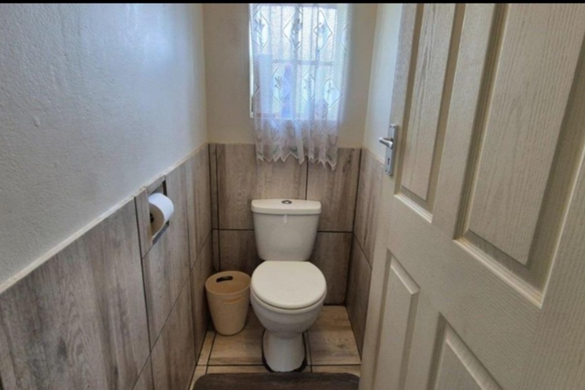3 Bedroom Family Home For Sale - Photo 5