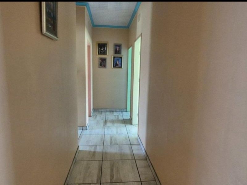3 Bedroom Family Home For Sale - Photo 8