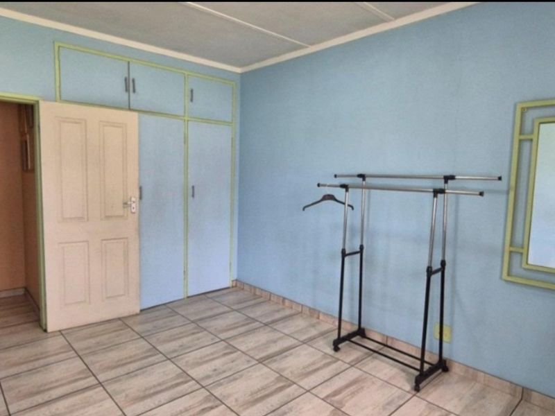 3 Bedroom Family Home For Sale - Photo 7