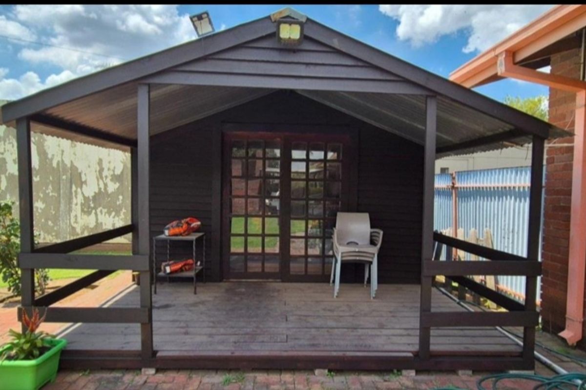 3 Bedroom Family Home For Sale - Photo 3