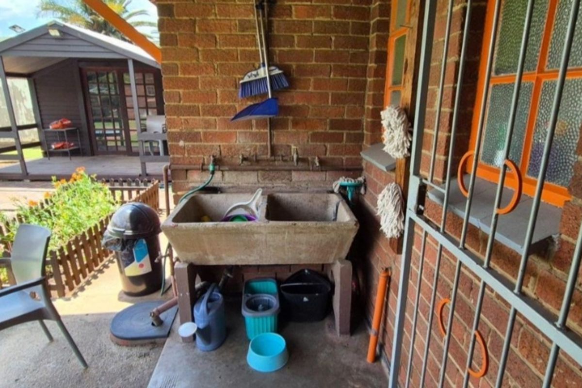 3 Bedroom Family Home For Sale - Photo 4