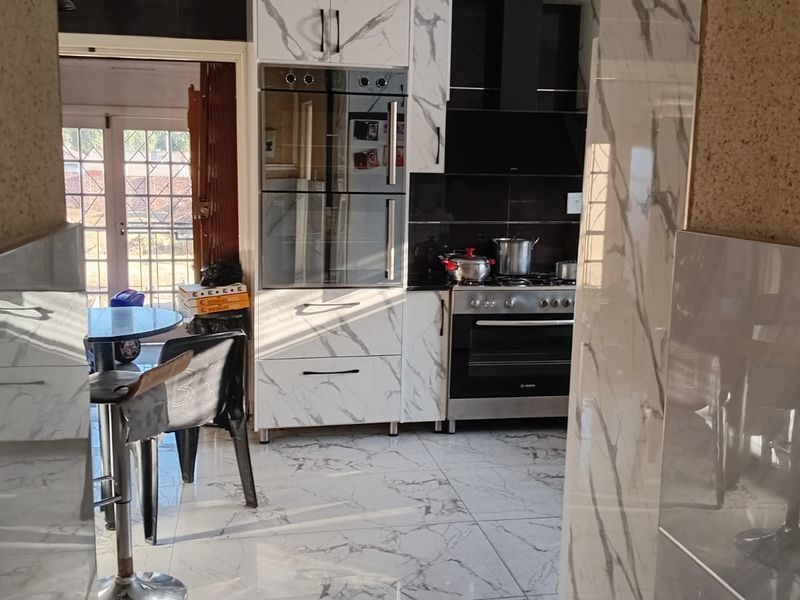 High-Return Investment Opportunity in Vereeniging Central - Photo 4