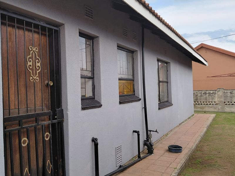 Spacious family home for sale SOLE MANDATE - Photo 5