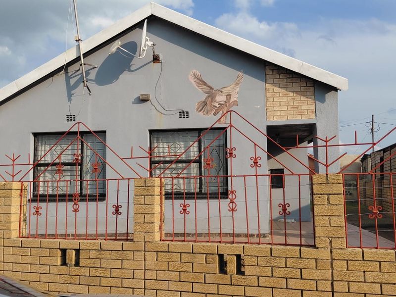 Spacious family home for sale SOLE MANDATE - Photo 1
