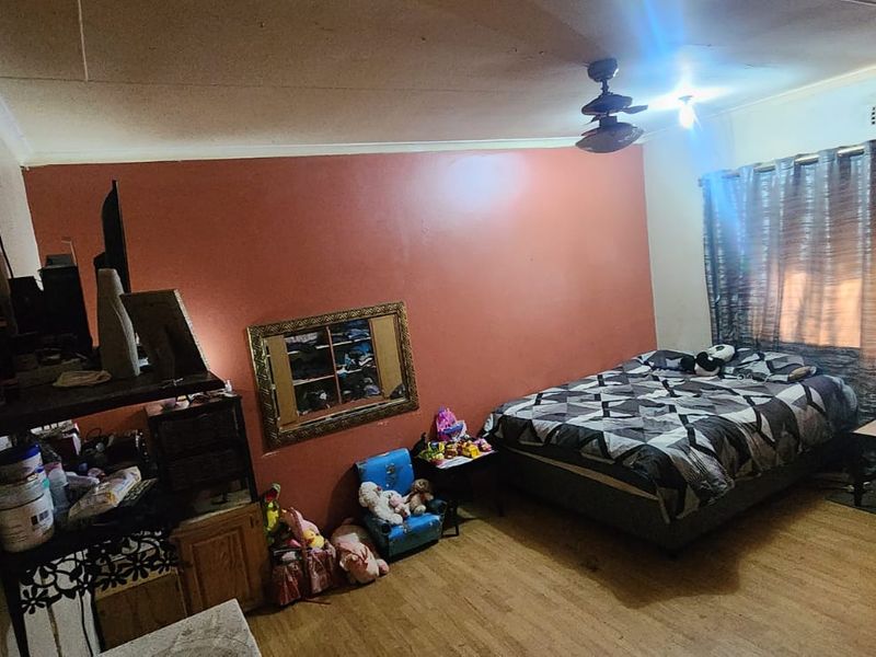 Spacious family home for sale - Photo 1
