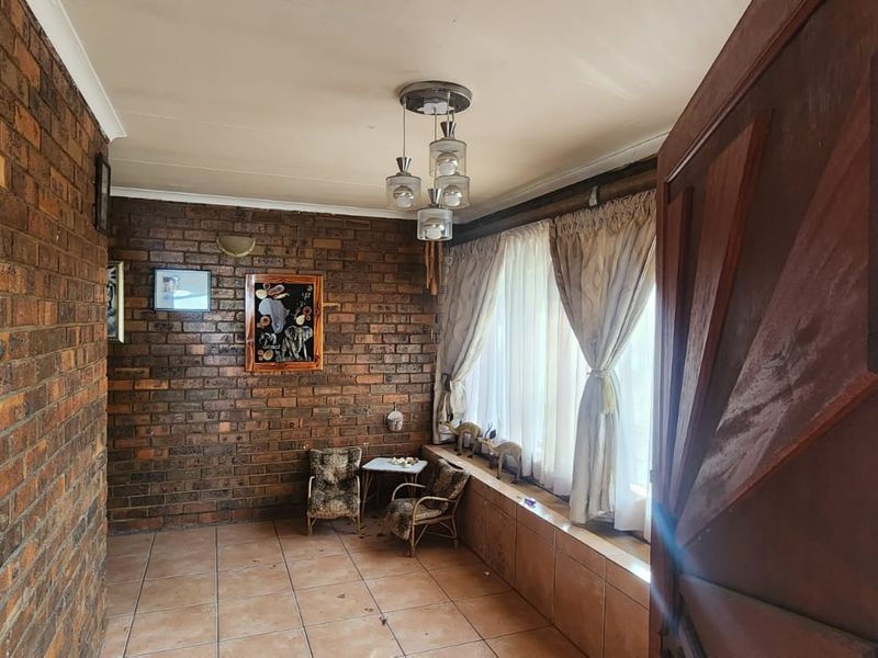 Spacious family home for sale - Photo 4