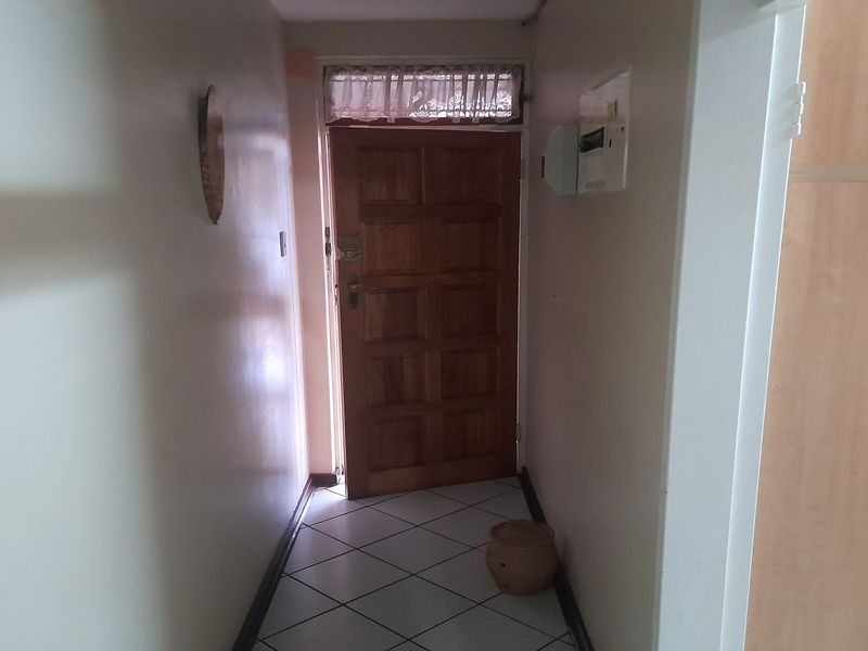 2-Bedroom Ground floor apartment - Photo 8