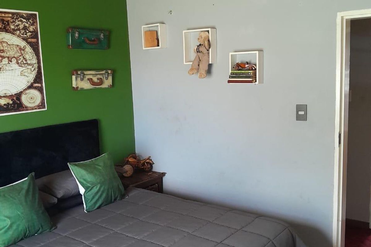 Spacious family home for sale - Photo 2