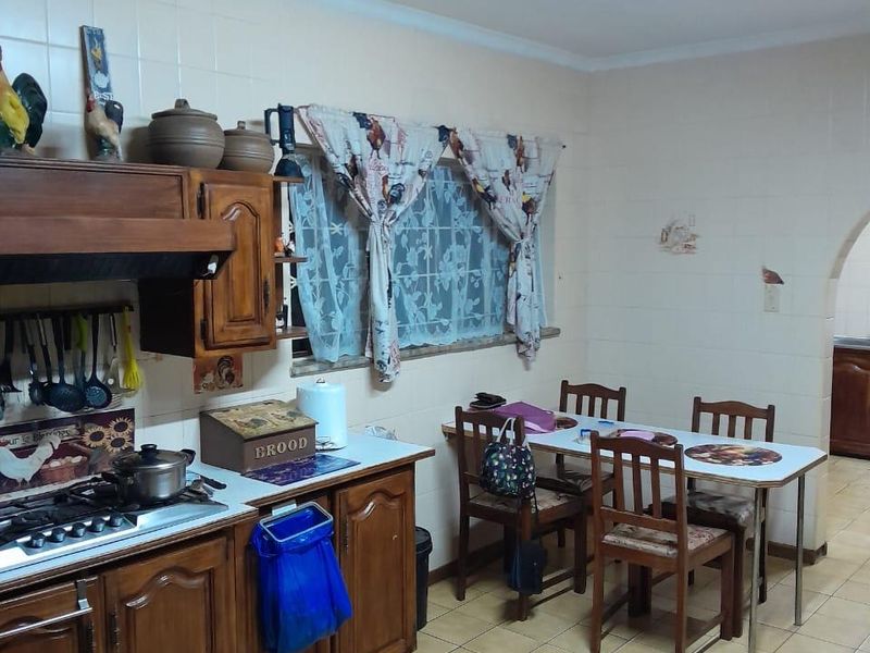 Spacious family home for sale - Photo 5