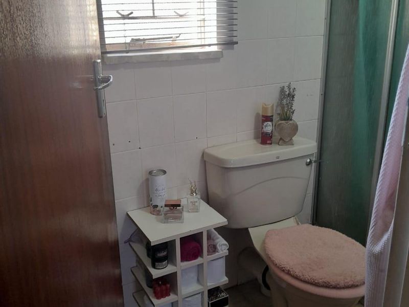 Spacious family home for sale - Photo 10