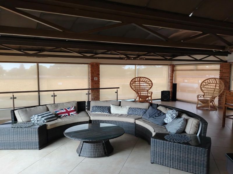 Luxurious triple storey riverfront residence on Kaalplaats AH - Photo 5